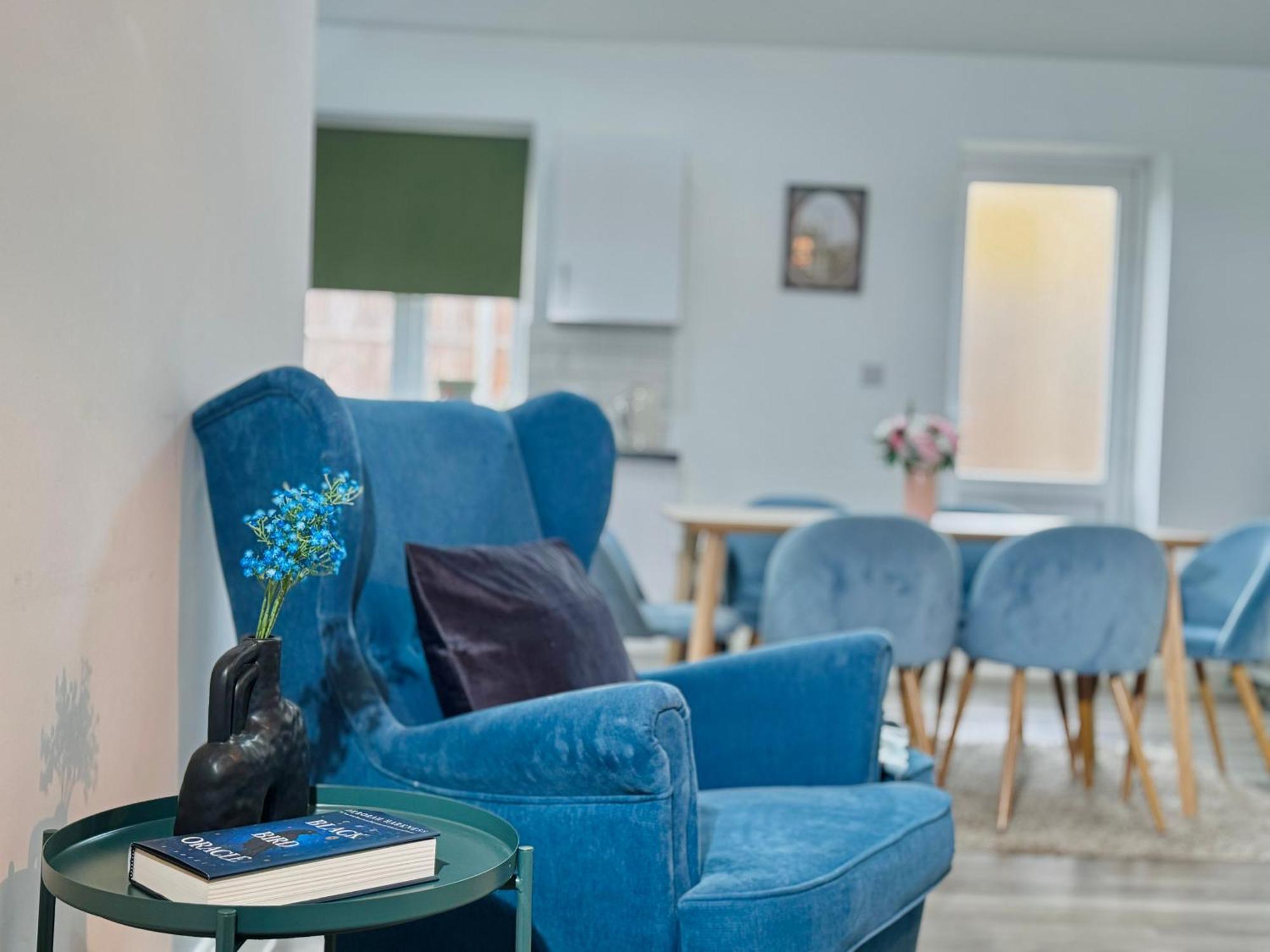 Cosy 1-Bed Flat 30Min To Central London & Parking エクステリア 写真