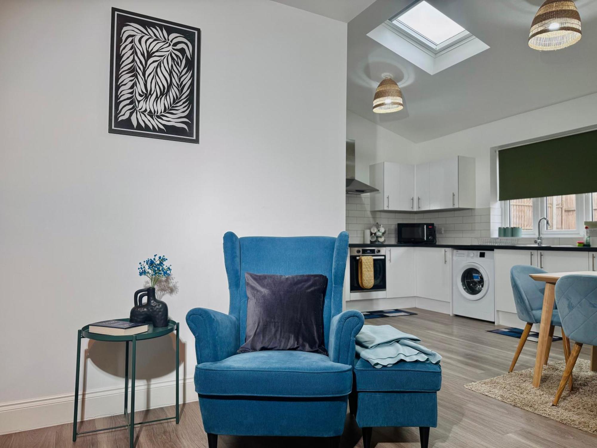 Cosy 1-Bed Flat 30Min To Central London & Parking エクステリア 写真